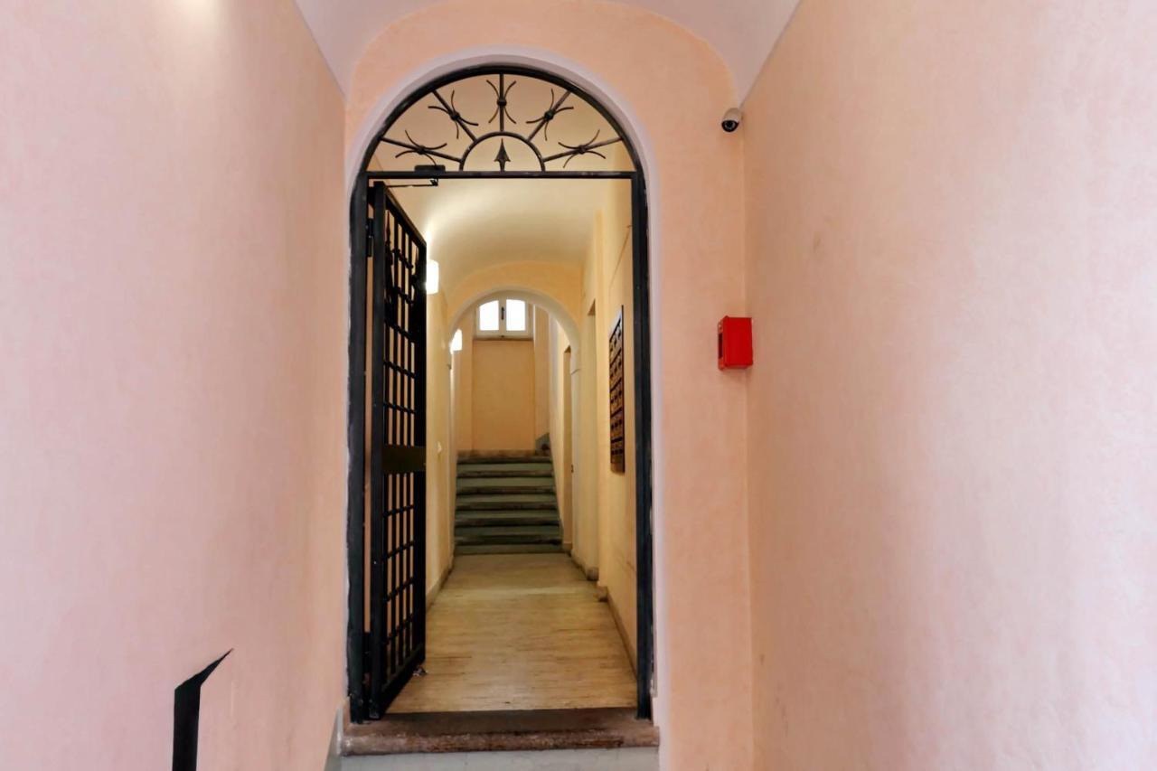Rent In Rome Trevi Fountain Suite Экстерьер фото